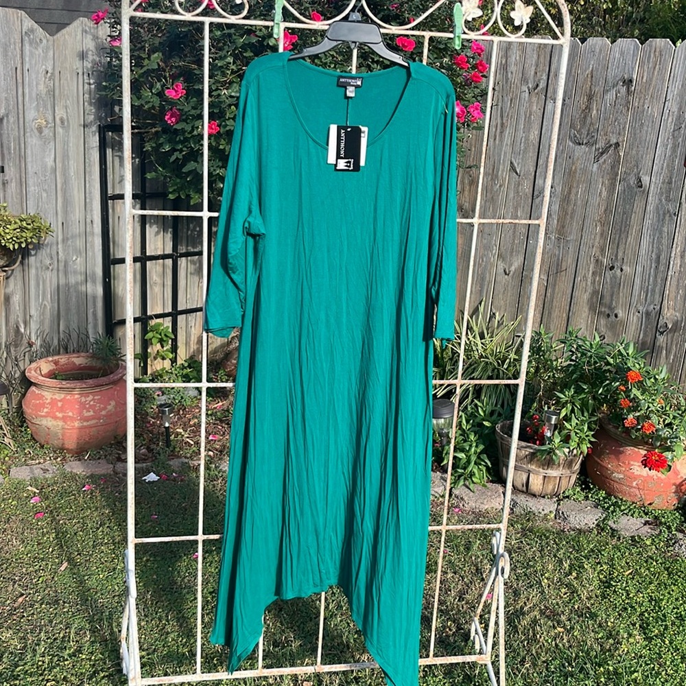 Anthony Originals maxi dress, size 2X, NWT,